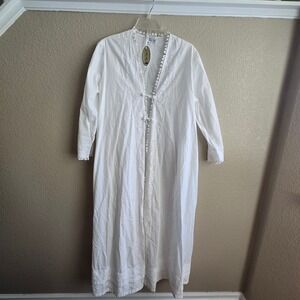 The 1 for U White Cotton Nightgown Victorian Lace Eyelet Dressing Gown Medium